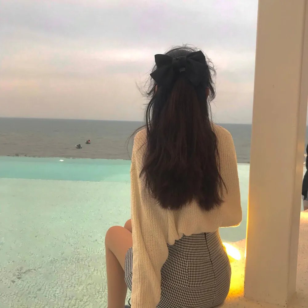 夫人，顾总今天又吃醋了